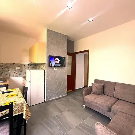 In Jonis House * Vlorë