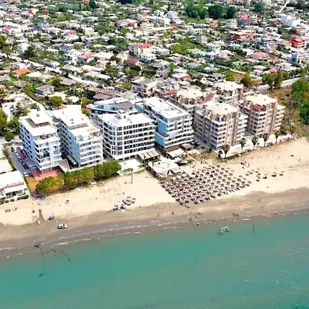 Apartment In Jonis House