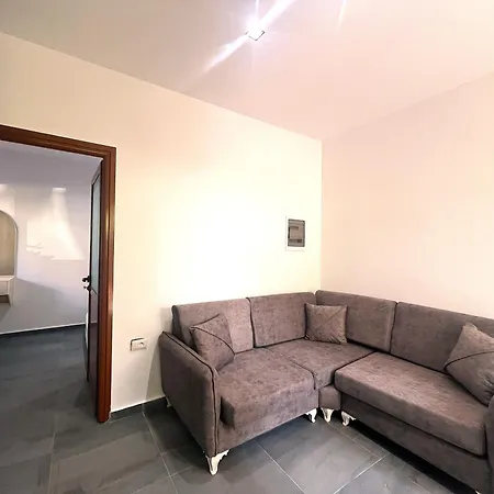 Apartment In Jonis House *