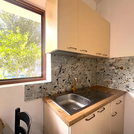 Apartment In Jonis House