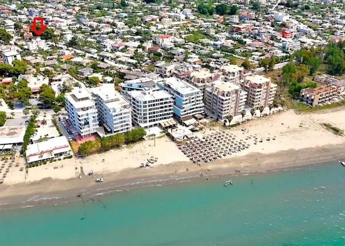 Apartment In Jonis House