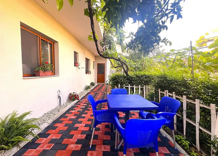 In Jonis House Apartment Vlorë