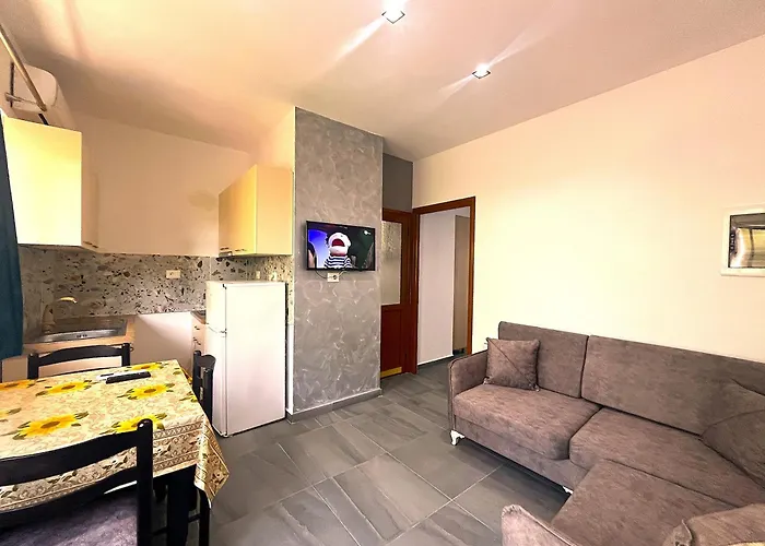 In Jonis House * Vlorë